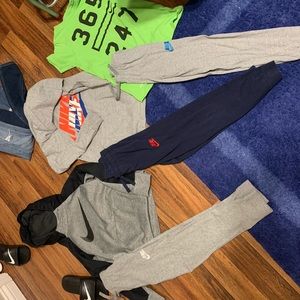 Boys nike size small